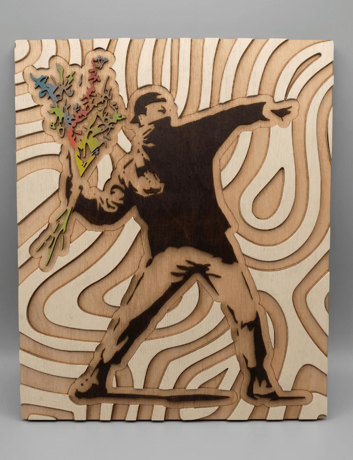 Banksy Duo – Gelaagd Houten Wandkunst: Flower Thrower & HOPE - Vilewoods
