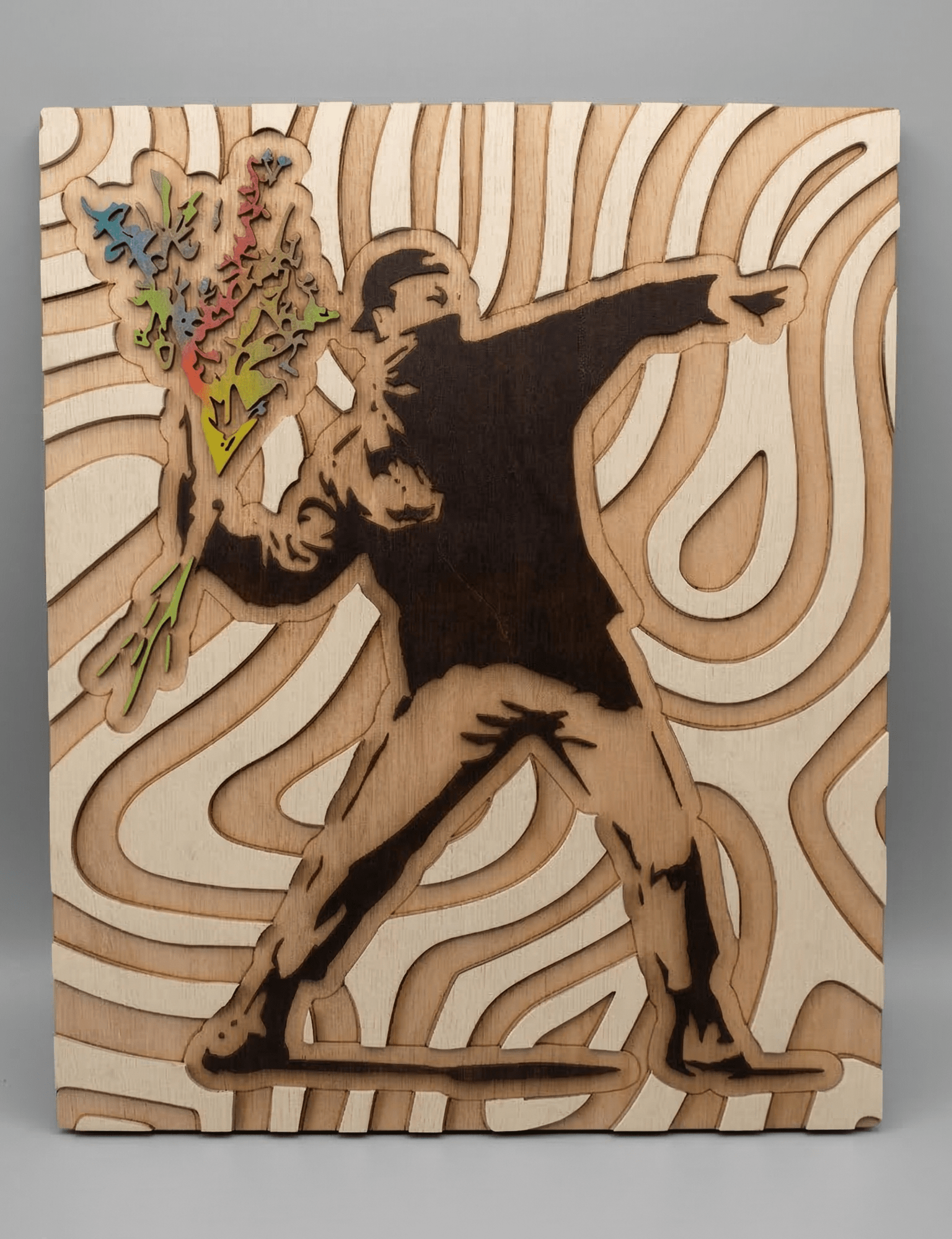 Banksy Duo – Gelaagd Houten Wandkunst: Flower Thrower & HOPE - Vilewoods