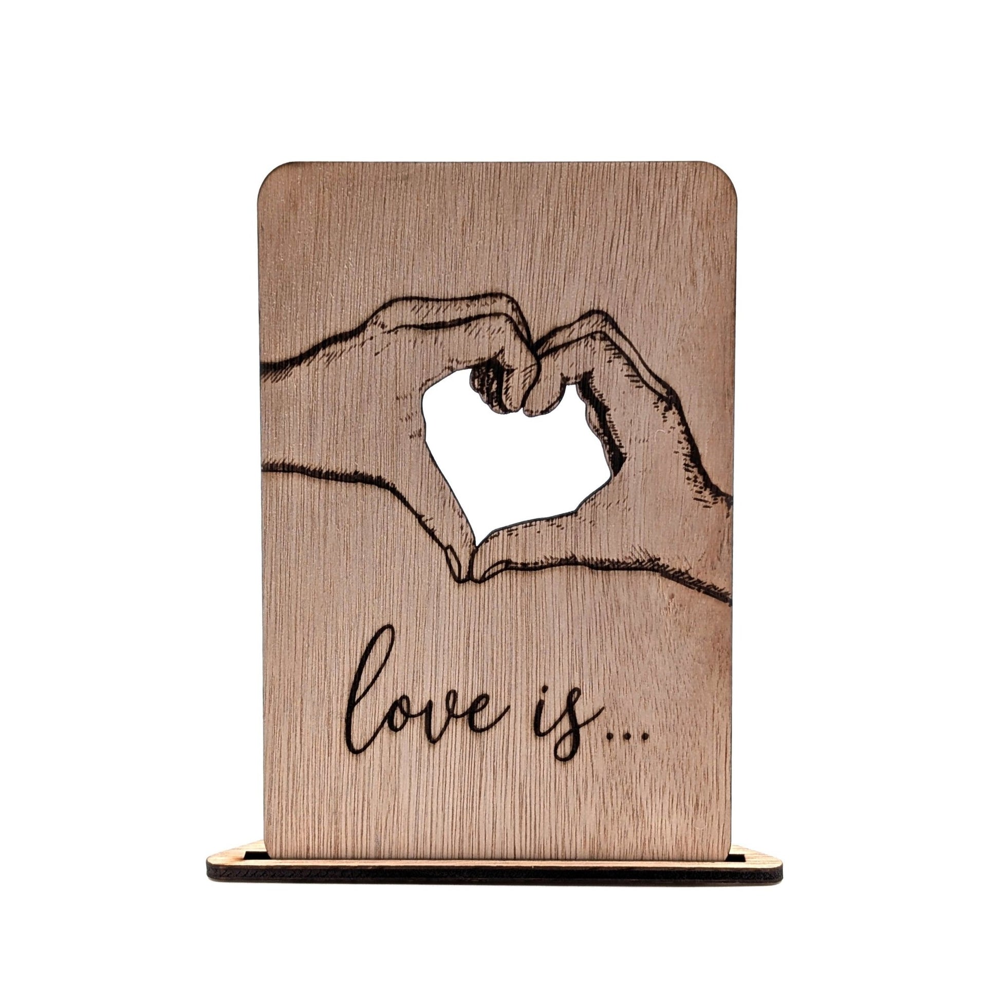 Houten Wenskaart - Love is - Vilewoods