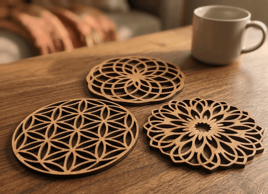 Set van 6 Houten Onderzetters – Geometrische Collectie (3 designs) - Vilewoods